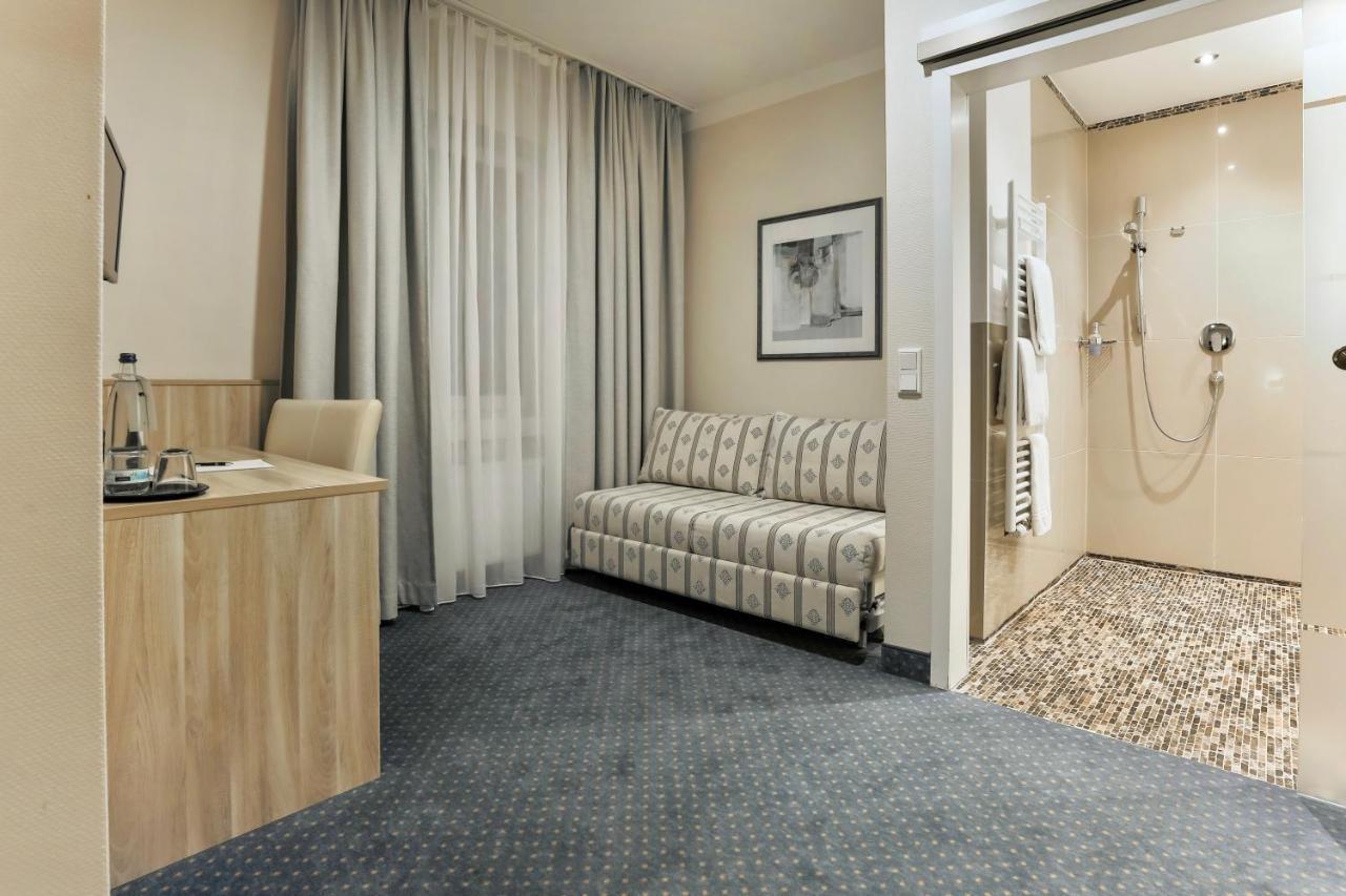 Bergmark Hotel Steinfeld  ภายนอก รูปภาพ