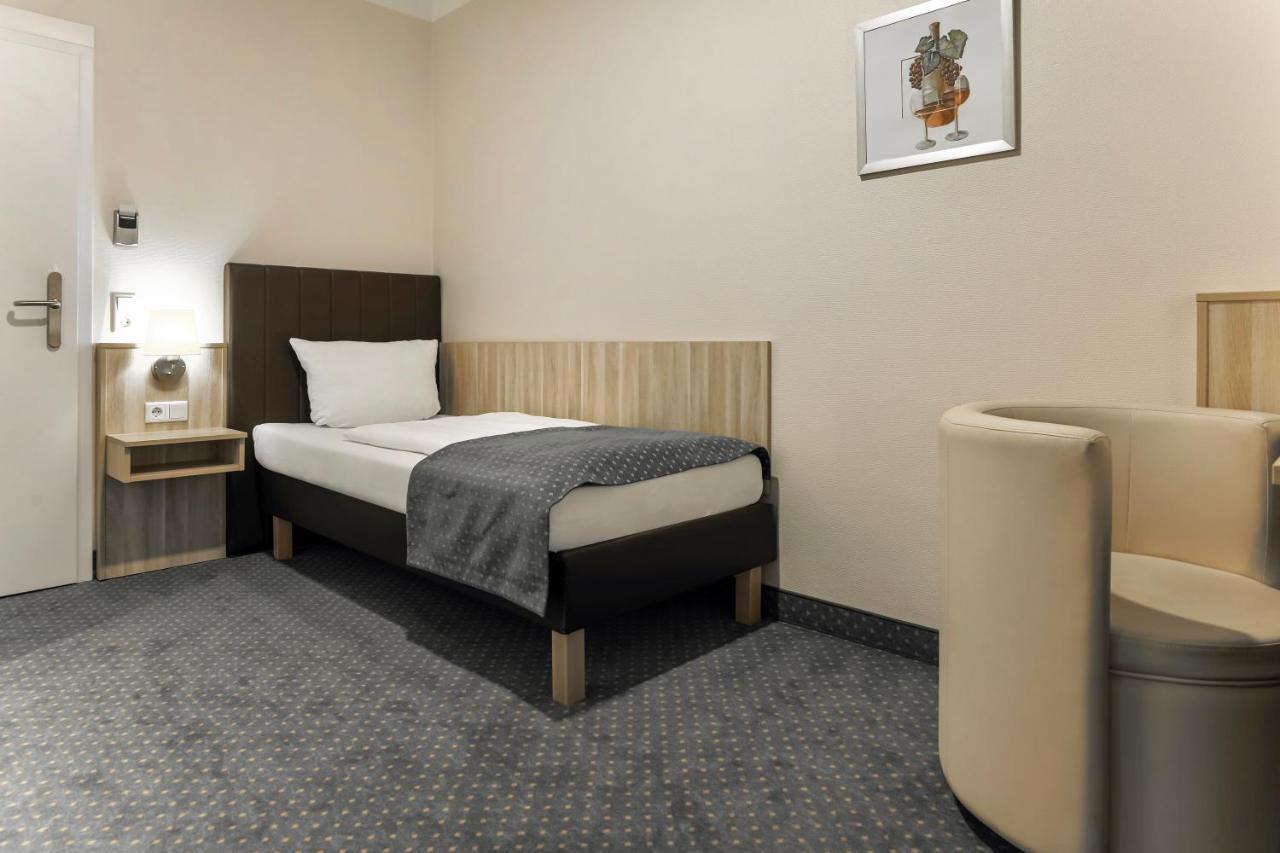 Bergmark Hotel Steinfeld  ภายนอก รูปภาพ